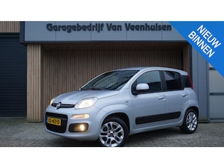 Fiat Panda 0.9 80pk TwinAir Lounge Automaat Airco PDC Trekhaak 15 inch LM *80482km* Aux elek pakket * NL auto* nette Panda!