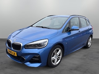 BMW 2-serie Tourer 220i High Executive M-line automaat