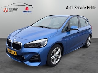 BMW 2-serie Tourer 220i High Executive M-line automaat