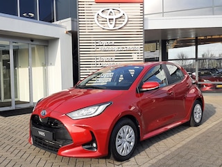 Toyota Yaris 1.5 Hybrid 115 Business