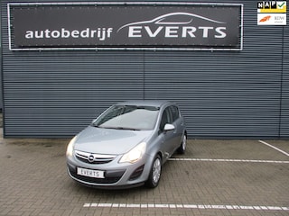 Opel Corsa 1.2-16V Edition Apk 03-12-2026 buitenzijde wat schaafjes van binnen netjes goed rijdend nu scherpe meeneem prijs