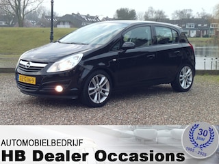 Opel Corsa 1.4-16V Cosmo - Airco