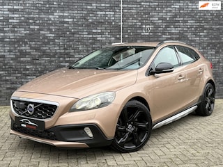 Volvo V40 2.5 T5 255pk+ AWD R-Design Automaat|Camera|IntelliSafe Pro|Leder|19 Inch|Bi-Xenon|Vol optie!!