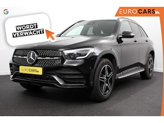 Mercedes-Benz GLC 300e 4MATIC Automaat PHEV AMG Line | Navigatie | Cruise Control | Parkeersensoren | Stoelverwarming | Panorama dak | Matrix LED-koplampen | Virtual Cockpit | Surround-systeem Burmester | Inductielader