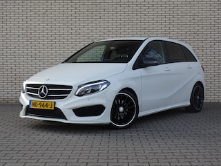 Mercedes-Benz B 180 AMG Line l Navigatie systeem l Thermatic | 18 inch Lichtmetalen velgen l Getinte warmte werende ruiten l Nightpakket l