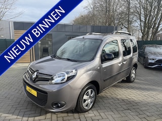 Renault Kangoo Rolstoelauto 3+1 - Automaat - XXL Freedom Bodemverlaging + Lier - 1e Eigenaar - Rolstoelvervoer