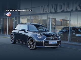 Mini Mini Favoured M Pano.dak Head-Up Driv.Ass Keyless entry Led JCW-Sport Stoelen 18''LM Velgen