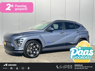 Hyundai Kona Comfort Smart 65.4 kWh / Navigatie / Cruise Control Adaptief / Climate Control / Achterklep Elektrisch / Stoel & Stuurwiel Verwarming Voorzijde /