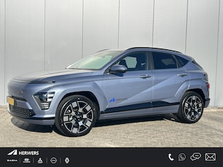 Hyundai Kona Comfort Smart 65.4 kWh / Navigatie / Cruise Control Adaptief / Climate Control / Achterklep Elektrisch / Stoel & Stuurwiel Verwarming Voorzijde /
