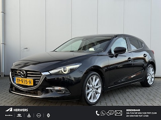 Mazda 3 2.0 SkyActiv-G 120 GT-M / Lederen Bekleding / Elektrisch verstelb. stoelen / Stoel en stuur verwarming / Navigatie / Bose / Head Up Display / 18" velgen /