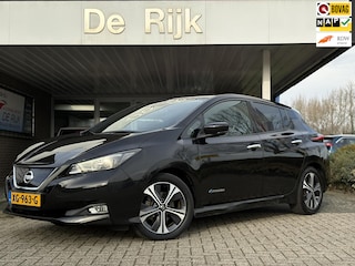 Nissan Leaf N-Connecta 40 kWh (SoH 90%!) | Navi, Carplay/Android, 360camera, ACC, Stoel+Stuur+Achterbankverw. |