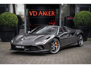 Ferrari F8 F8 | Lift | Pass.Display | PPF | Carbon Schaalstoelen + Stuurwiel