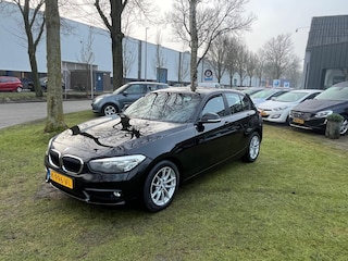 BMW 116i Centennial Executive * ABS * Cruisecontrol * P-camera * LM velgen * bluetooth * audio bediening stuur