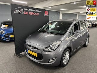 Hyundai ix20 1.4i Go! Nederlandse auto met hoge zit, Navigatie, Achteruitrijcamera, Airconditioning enz. enz.