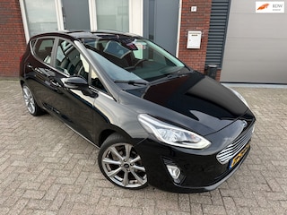 Ford Fiesta 1.1 Titanium / PDC / 18inch / Carplay / Clima / 5DRS