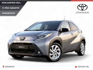 Toyota Aygo 1.0 VVT-i MT first | Stoelverwarming | Climate Control | Camera | Led | ACC | Licht- regensensor