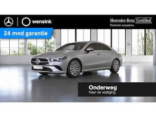 Mercedes-Benz CLA 180 Luxury Line | Achteruitrijcamera | Stoelverwarming | Widescreen | Distronic |