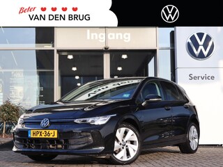 Volkswagen Golf 1.5 204 pk eHybrid Life Edition | Trekhaak | ACC | LED | App connect | Camera | 17'' LM | Sfeerverlichting | Fabrieksgarantie geldig tot 02-06-2029 of 100.000km |