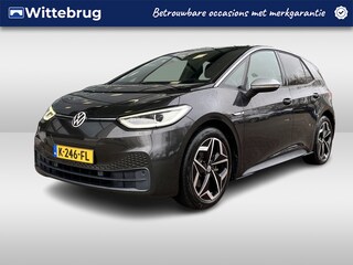 Volkswagen ID.3 First Plus 58 kWh / Afneembare trekhaak / Navigatie / Parkeer sensoren / 19'' LMV