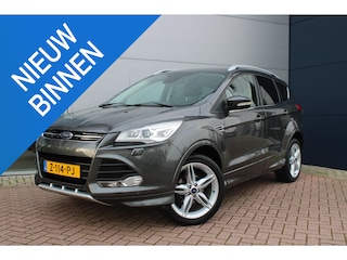 Ford Kuga 1.5 150pk Titanium Styling Pack Airco Sync Halfleer Stoelverwarming Perfect onderhouden