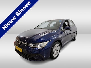 Volkswagen Golf 1.0 TSI Life / Navigatie / Carplay /Achteruitrij camera / 16'' LMV
