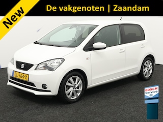 Seat Mii 1.0 Sport Connect Airco, Boordcomputer, cruise control, hill hold functie, Parkeersensor achter, Autonomous Emergency Braking, Elektronisch Stabiliteits Programma, Start/stop systeem De SEAT Mii 1.0 Sport Connect is een compacte stadsauto die zich richt op eenvoud, wendbaarheid en gebruiksgemak. Dankzij zijn kleine formaat is hij ideaal voor druk stadsverkeer en smalle pa
