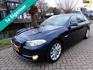 BMW 5-serie Touring 523i High Exe Aut. 6-Cilinder Leder Navi Schuifdak Xenon