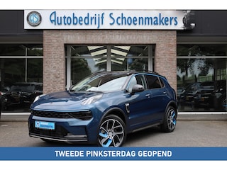 Lynk & Co 01 1.5 261PK! 6.6Kwh LADEN! 360-CAMERA PANO/SCHUIF INFINITY DAB NAVI CARPLAY CAMERA STOELVERWARMING ELEK.ACHTERKLEP 20"LMV