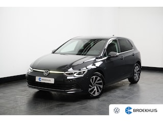 Volkswagen Golf VIII Lim. Style eHybrid | Achter uitrij camera |Stoelverwarming | Apple Carplay | Parkeersensoren |