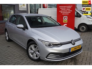 Volkswagen Golf 1.5 TSI Life / ACC / Carplay / Camera / Intrieurverlichting / Dealer onderhouden