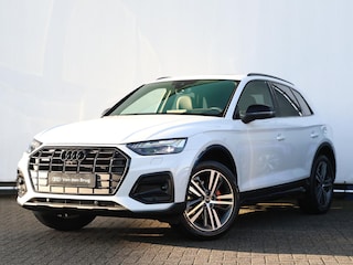 Audi Q5 50 TFSI e S edition | Pano | Verw. voorruit | Keyless Entry/Start | HUD | Stuurwiel verwarmd | Stoelventilatie voor | Dodehoekdetectie | 360° camera | Trekhaak |
