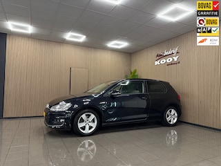 Volkswagen Golf 1.4 TSI ACT Highline * Panoramadak / Dealer onderhouden / Navigatie / NL Auto *