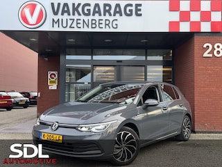 Volkswagen Golf 1.5 eTSI Style // ADAPTIVE CRUISE // TREKHAAK // CAMERA // CLIMA // NAVI // ERGO ACTIVE STOEL // MEMORY SEAT //