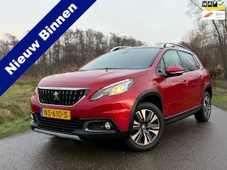 Peugeot 2008 1.2 PureTech Allure / Panoramadak / Half leder / PDC / CC / Camera / Navigatie / Trekhaak / Distributie Recent Onderh