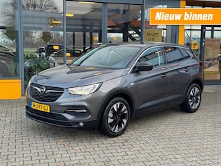 Opel Grandland 1.2 Turbo Edition 130pk - camera - navi - stuur verwarming
