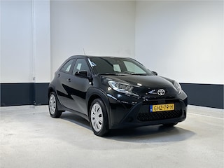 Toyota Aygo 1.0 VVT-i MT Play |Apple Carplay/ Android auto | Bluetooth | Camera| NL | 1 Eig |