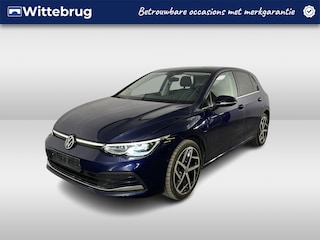 Volkswagen Golf 1.4 eHybrid Style / AUTOMAAT/ ELEKTR. STOEL/ PARK. SENSOREN + CAMERA/ APP-CONNECT/ RIJ-MODI/ NAVI/ CLIMA/ STOEL VERWARM./ DIGITAL DASH