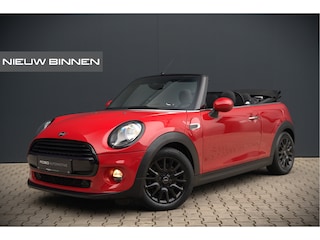 Mini Cooper Cabrio 1.5 Chili | Stoelverwarming | Cruise Control | Navigatie | Parkeersensoren | Keyless | Climate Control | Black Pack | Airco |