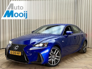 Lexus IS 300h Hybrid F-Sport Line Org.NL! / LFA Cockpit / Leder/Alcantara / Camera / Elek. Stoelen / Stoelverwarming / Cruise / 18'' LMV