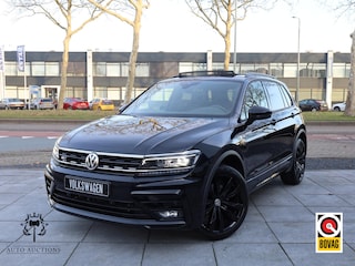 Volkswagen Tiguan 2.0 TSI 4Motion R-Line 2x Panodak | 360° | Head-up | Keyless | Virtual | Elektrische kofferklep | Klasse 3 | 20"Inch |