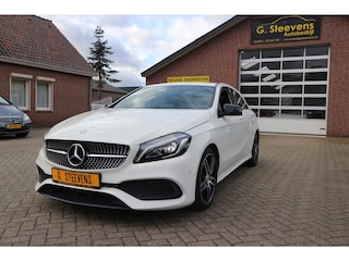 Mercedes-Benz A-klasse 180 AMG-Line navigatie