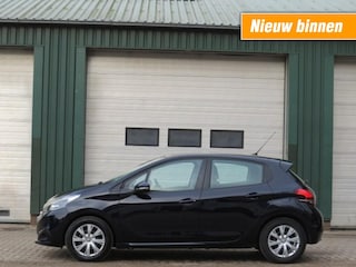 Peugeot 208 1.2 PURET. BLUE LION