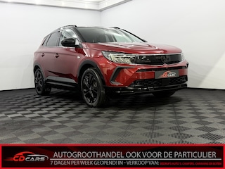 Opel Grandland Gs-Line 1.6 Turbo Plug-In Hybrid GS Camera, Half leder, Navi, Virtual desk, Keyless start, Winterpakket, Cruise control, Rijstrook correctie