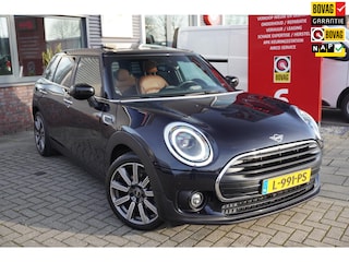Mini Clubman 1.5 Cooper Richmond Park Edition / Pano / Leder / Carplay / Camera / HK / Dealer onderhouden