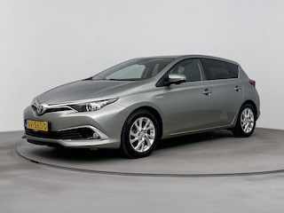 Toyota Auris 1.8 Hybrid Executive Gereserveerd voor klant Marcel t/m 24-01