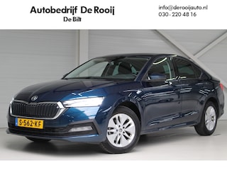 Skoda Octavia 1.0 e-TSI Business Edition Navigatie | Lichtmetalen velgen | El. achterklep | Cruise Control