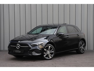 Mercedes-Benz A-klasse 250 e Business Solution Luxury | 218PK | Pano | Keyless-go | Burmester | Sfeerverlichting | Memory | Acc | Multibeam | 2024.