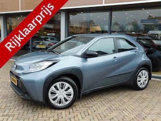 Toyota Aygo 1.0 VVT-i MT Play