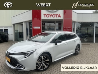 Toyota Corolla TS Hybrid 140 Dynamic | Apple Carplay | Privacy glass | Stoelverwarming| Parkeersensoren voor en achter