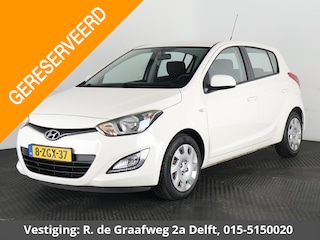 Hyundai i20 1.2i i-Motion | Radio-CD/MP3 speler | Airco | Parkeersensoren achter |